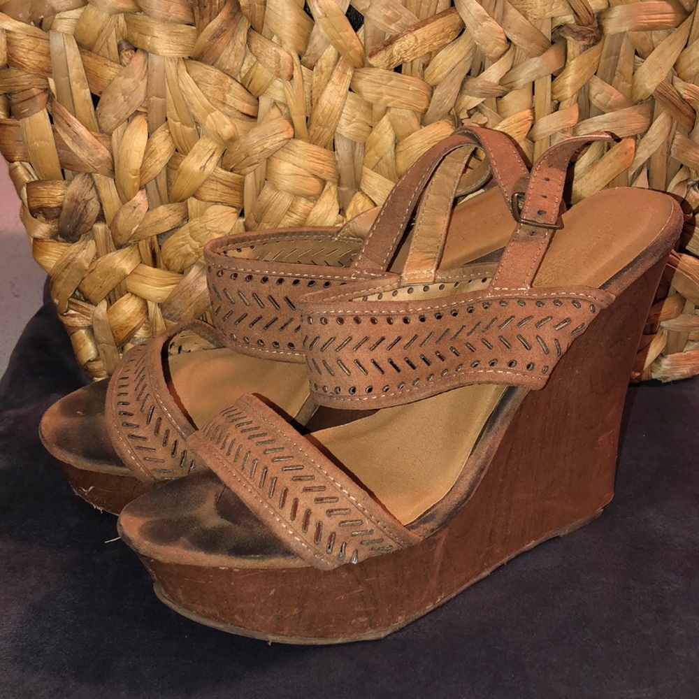 Heels wedges
